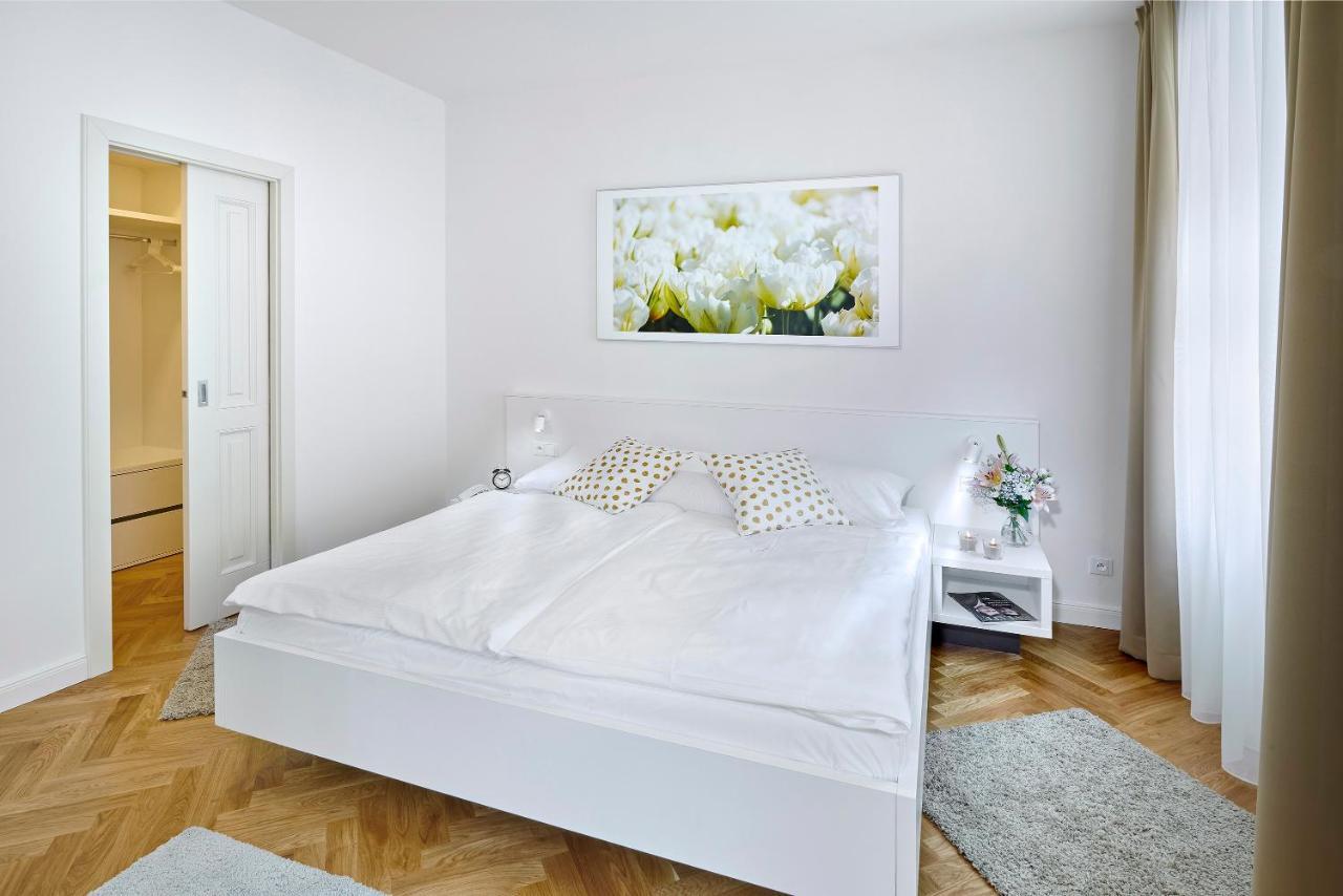 Downtown Mala Strana Appartamento